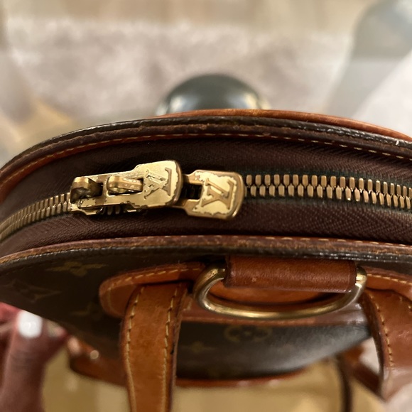 Authentic Vintage Ellipse Backpack - Picture 3 of 8